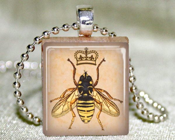 Queen Bee Scrabble Pendant with Necklace and Matching Gift Tin
